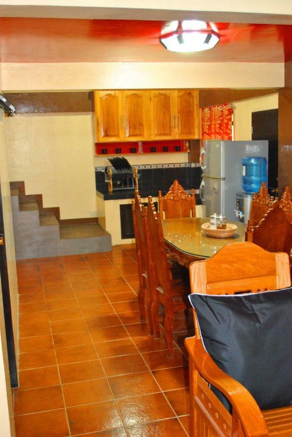 Willa Fully Ac 3Br House For 8Pax Near Airport And Sm With 100Mbps Wifi Puerto Princesa Zewnętrze zdjęcie